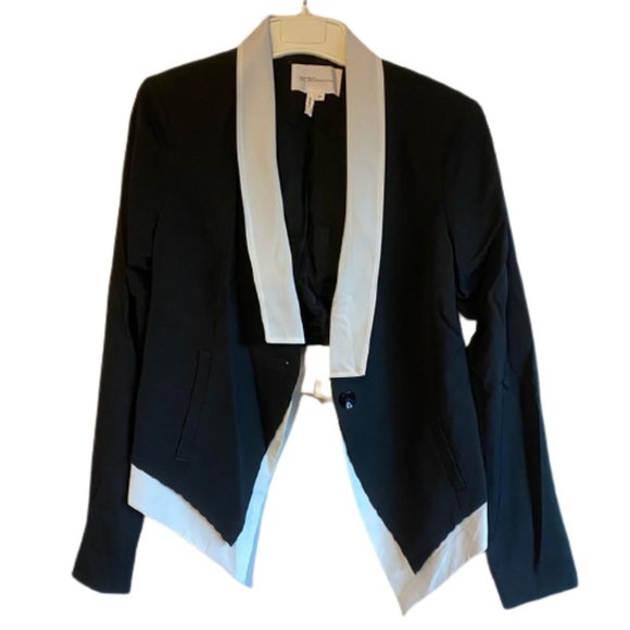 BCBGeneration Black White Cropped Tuxedo Blazer Size M - Picture 2 of 7